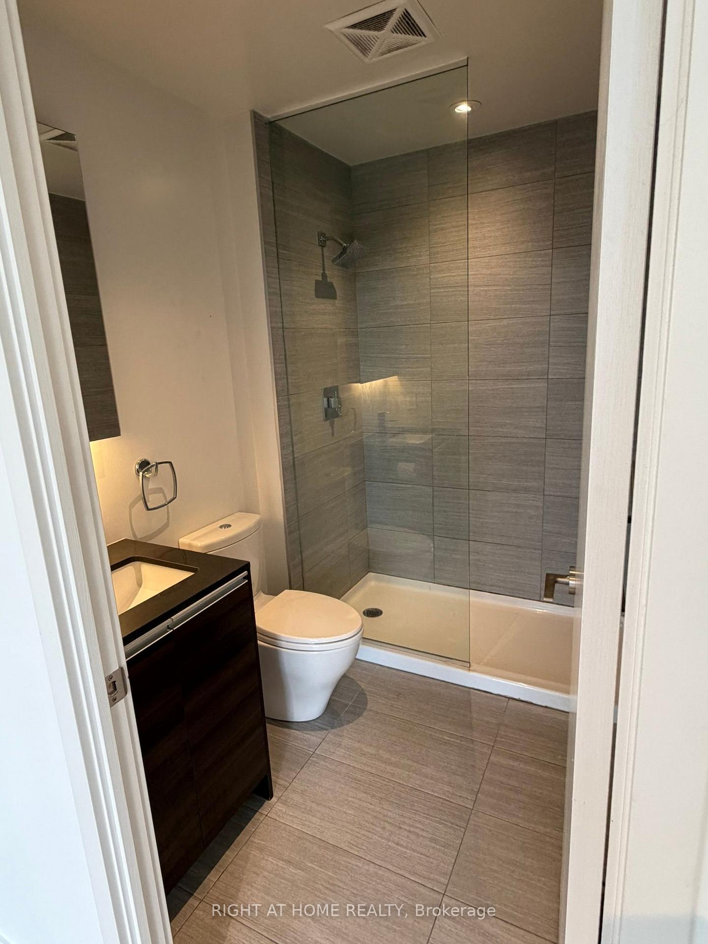 Photo 17 of Unit 1005, 1190 Dundas Street E, Toronto, South Riverdale — HOMEH
