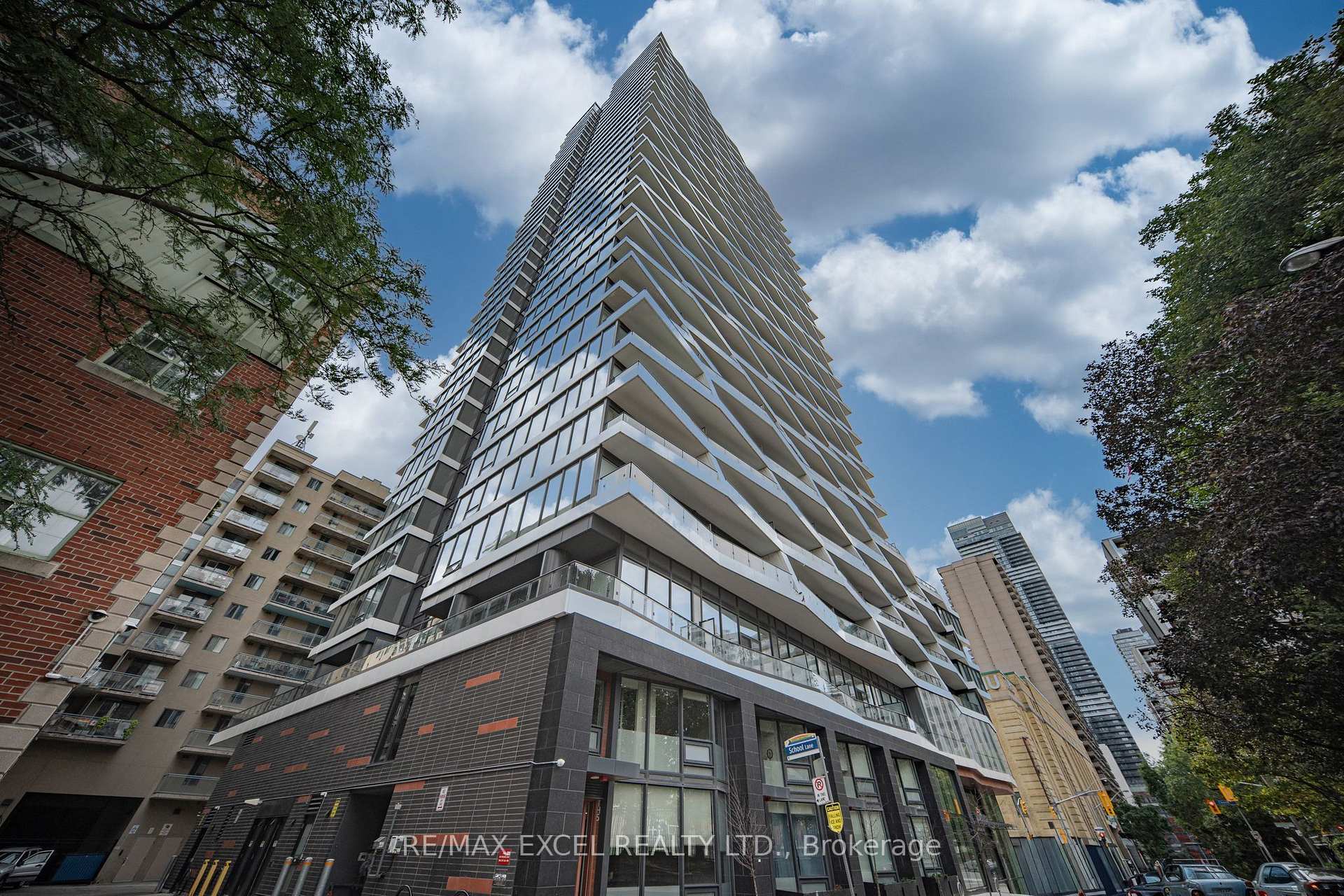 Photo of Unit 3203, 85 Wood Street
