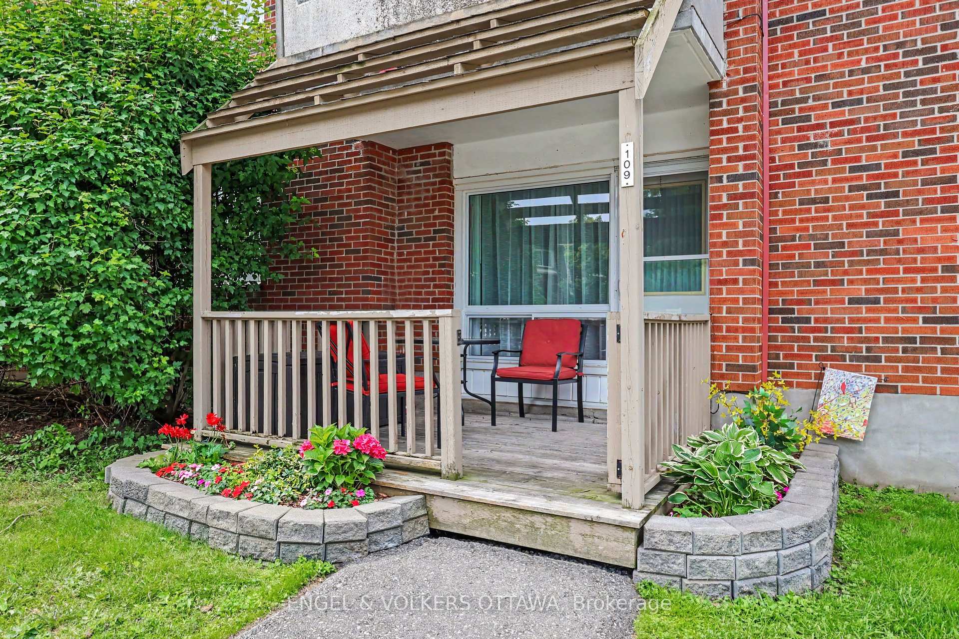 Photo 30 of Unit 109, 915 Elmsmere Road, Ottawa, Beacon Hill South — HOMEH