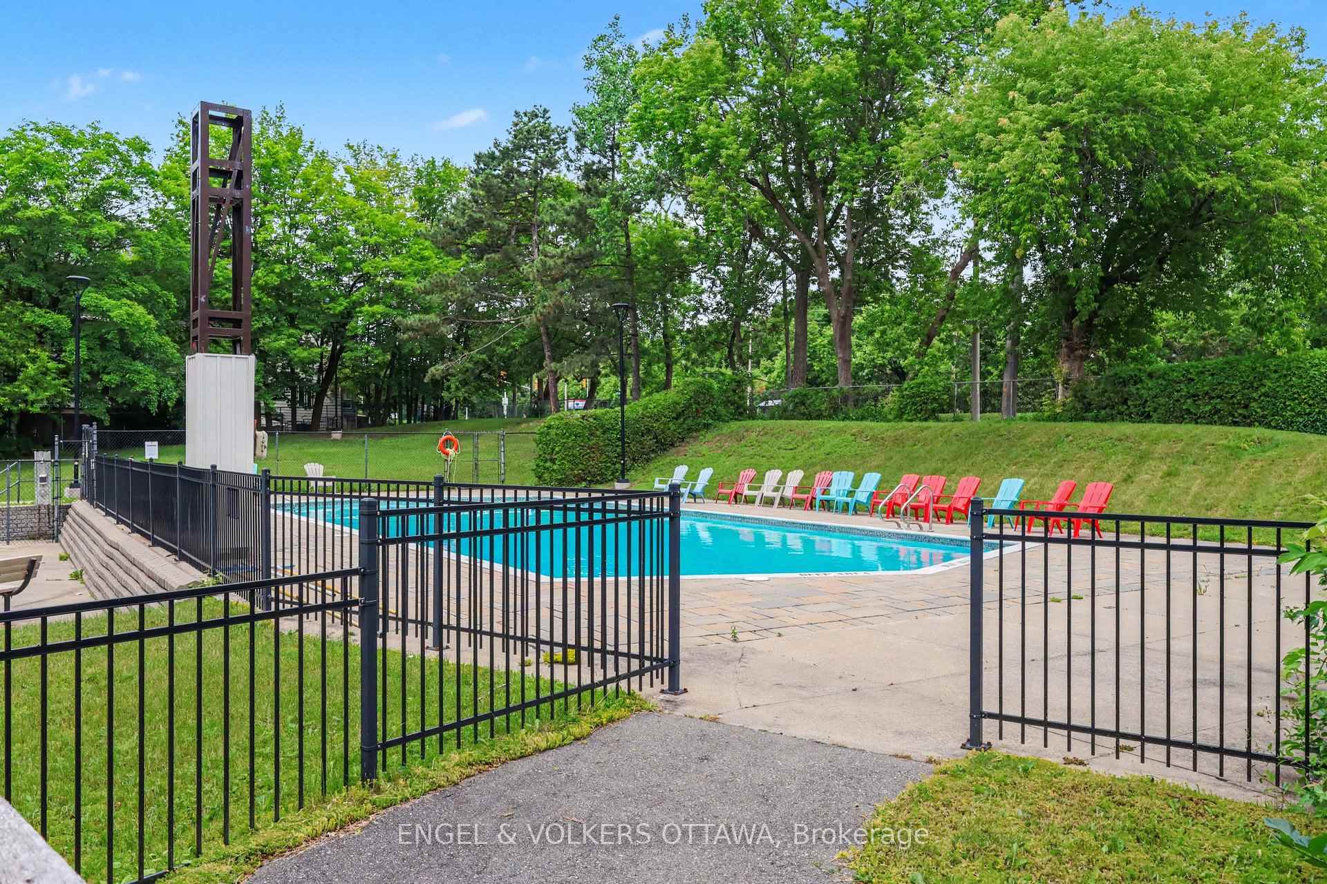 Photo 31 of Unit 109, 915 Elmsmere Road, Ottawa, Beacon Hill South — HOMEH