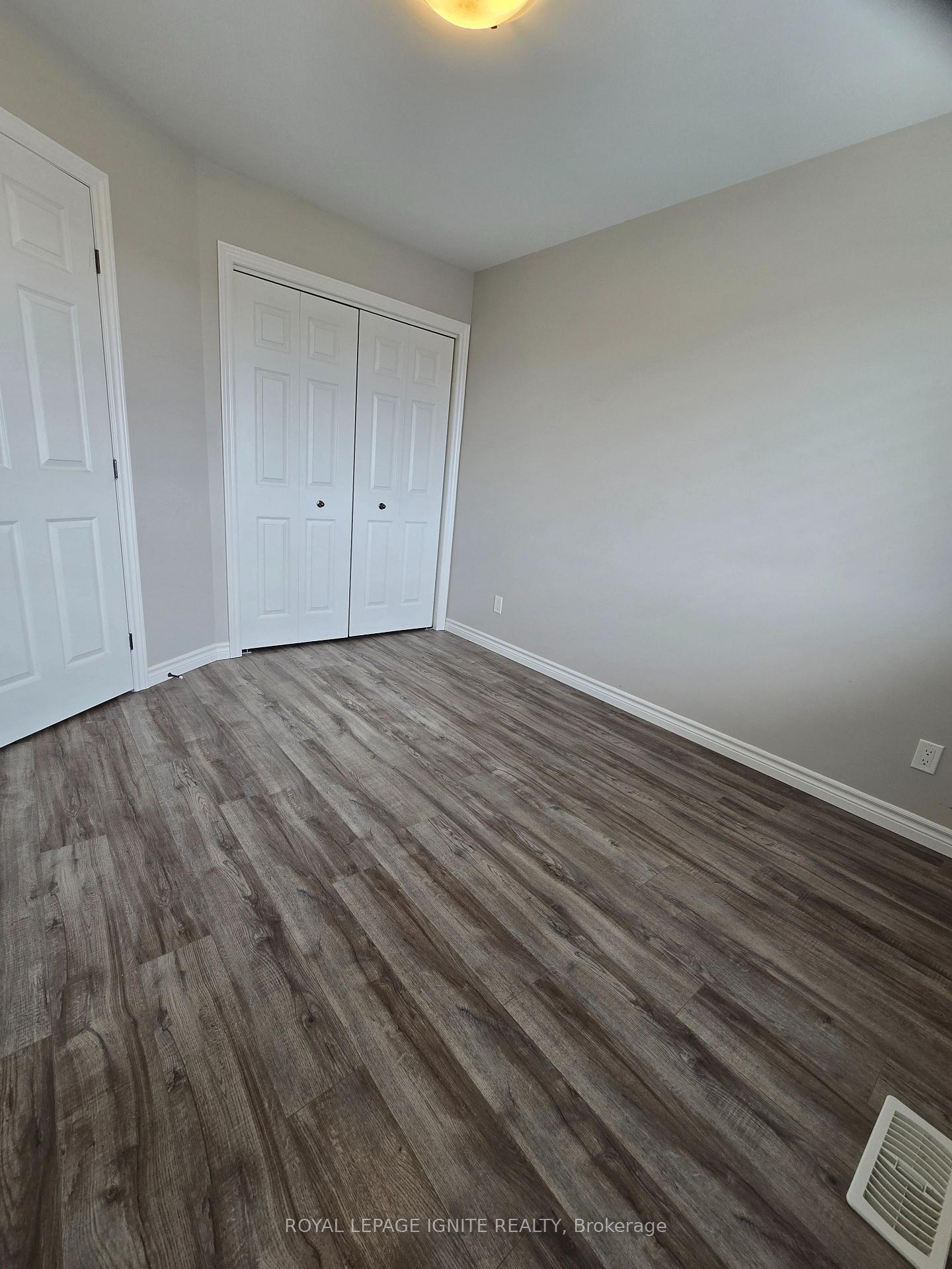 Photo 12 of 52 Cottonwood Drive, Belleville, Thurlow Ward — HOMEH