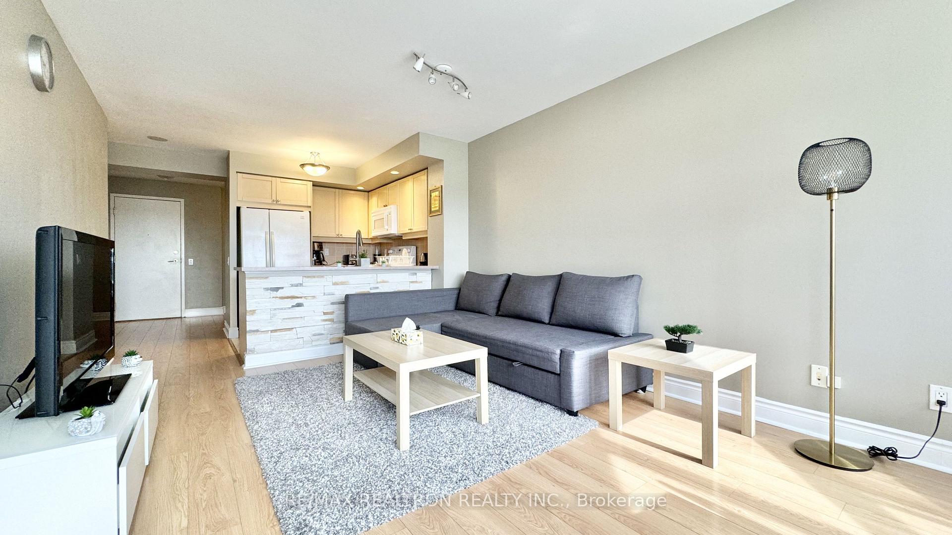 Photo 7 of Unit 1003, 5 Northtown Way, North York, Willowdale East — HOMEH