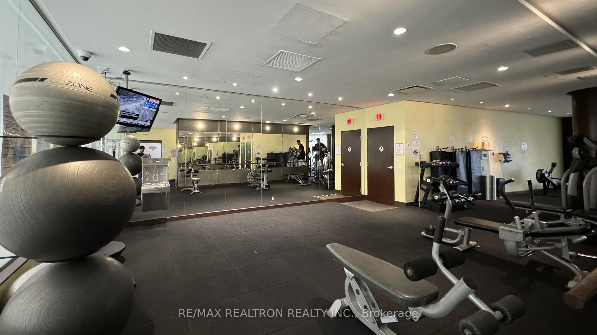 Photo 19 of Unit 1003, 5 Northtown Way, North York, Willowdale East — HOMEH