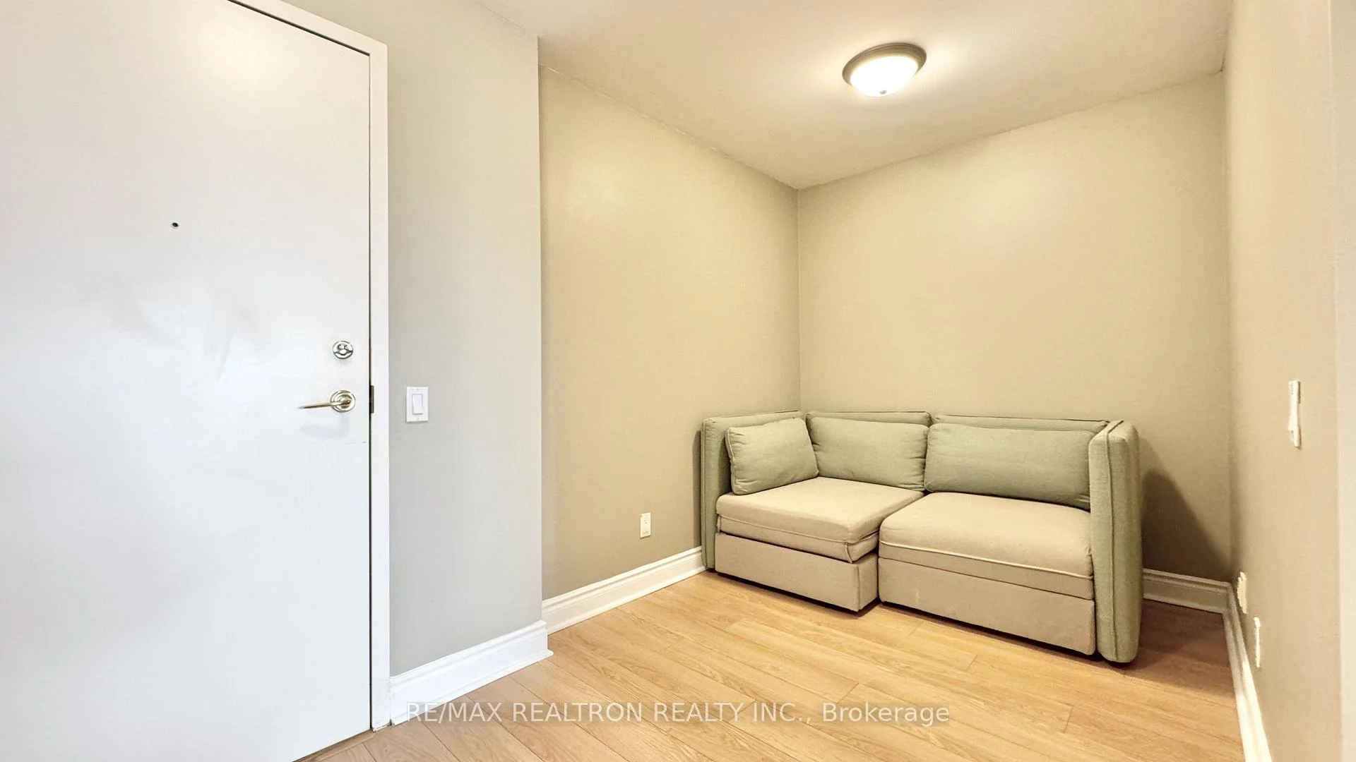 Photo 2 of Unit 1003, 5 Northtown Way, North York, Willowdale East — HOMEH