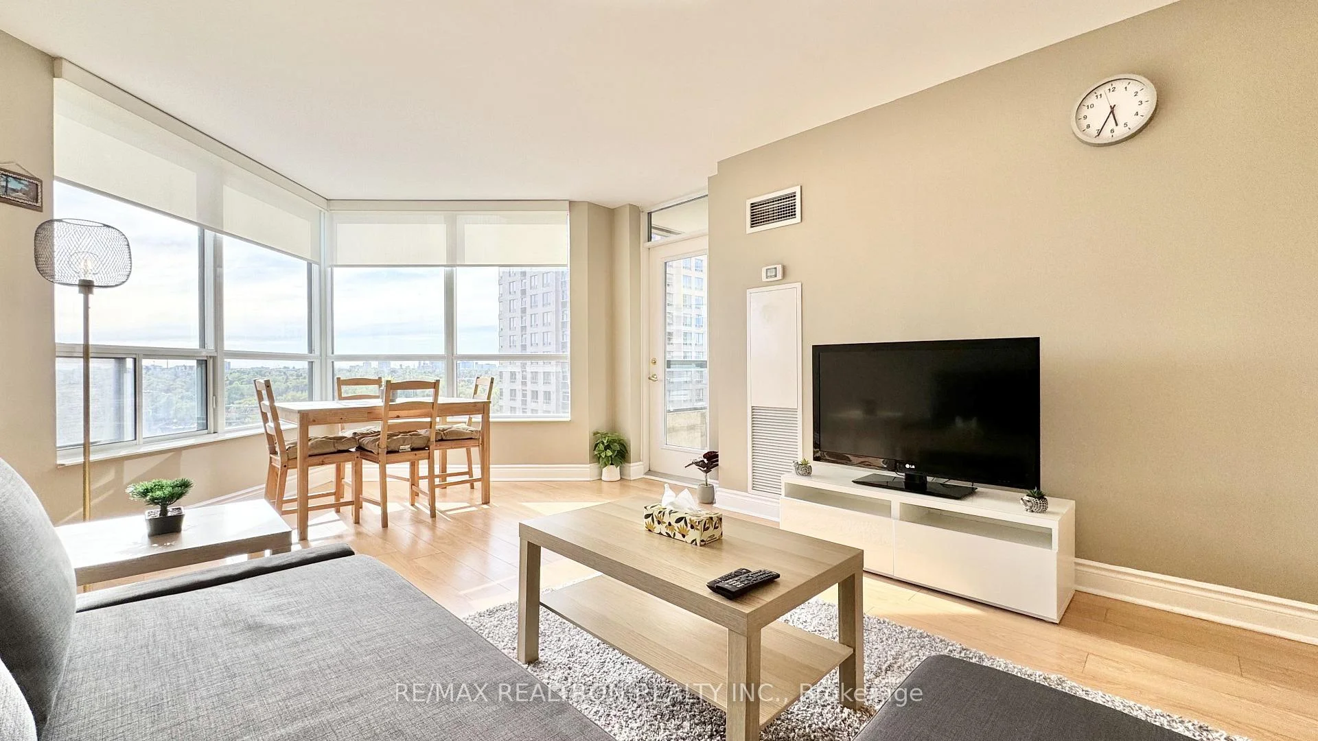 Photo 17 of Unit 1003, 5 Northtown Way, North York, Willowdale East — HOMEH