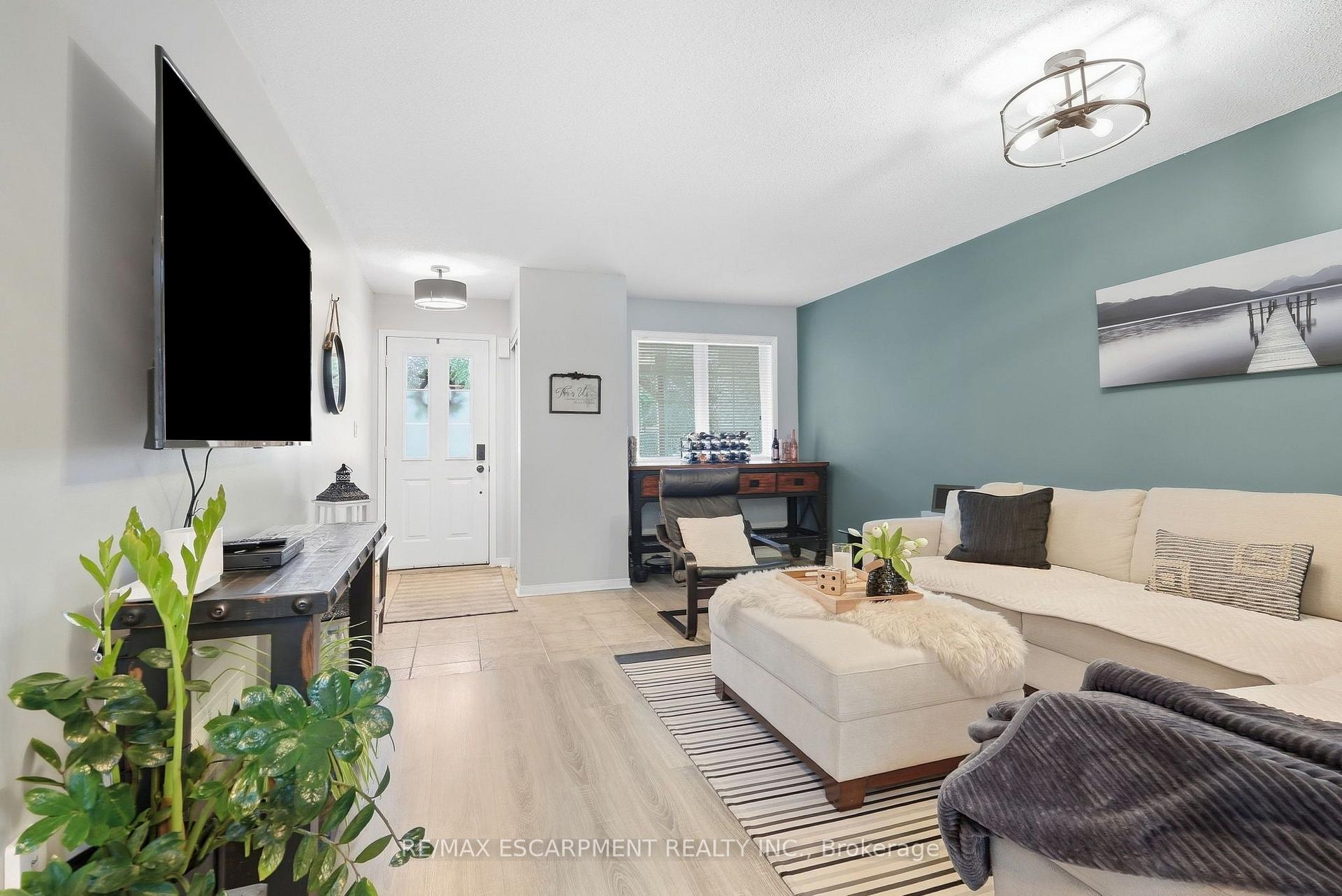 Photo 6 of 14 Kenyon Crescent, Grimsby, Grimsby East — HOMEH