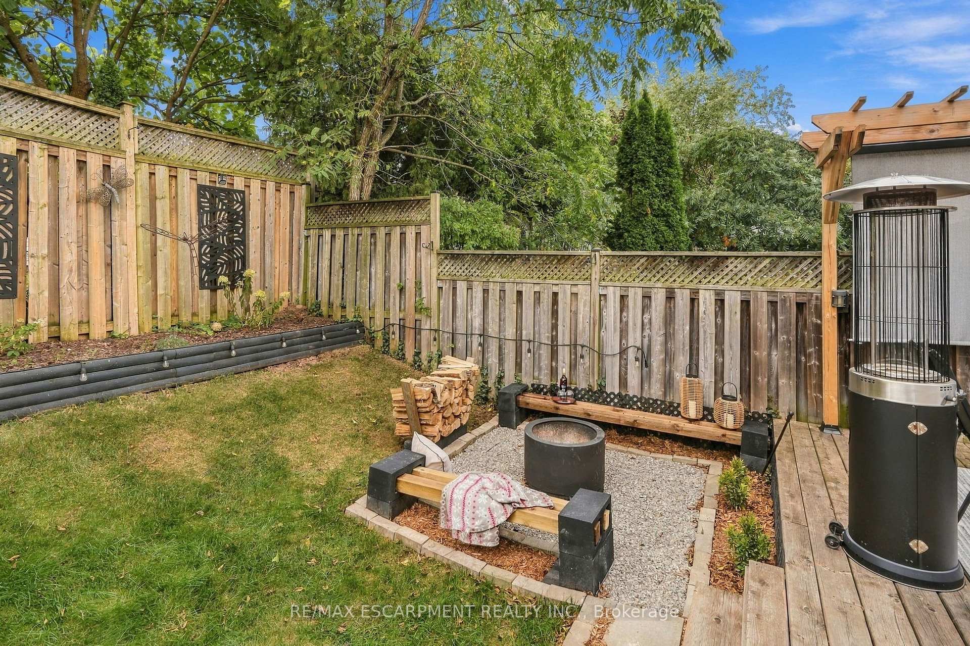 Photo 39 of 14 Kenyon Crescent, Grimsby, Grimsby East — HOMEH