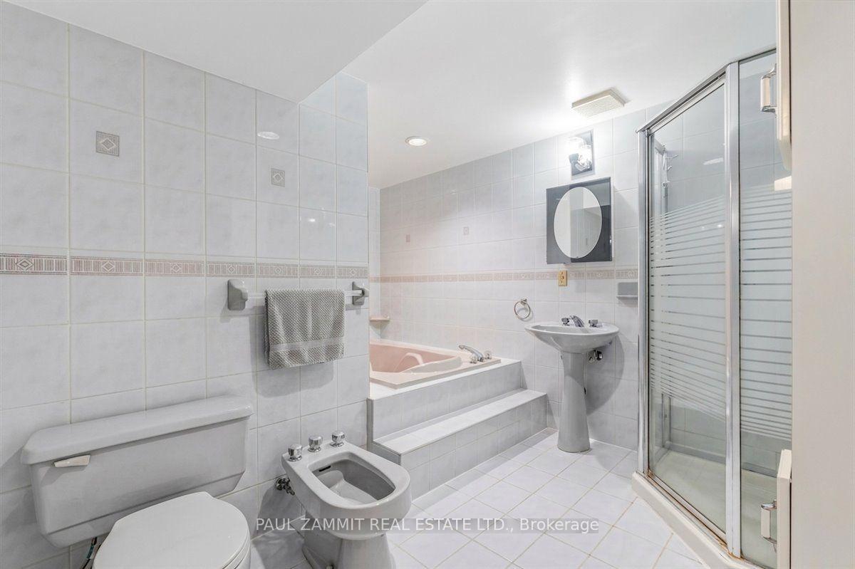 Photo 25 of 180 Lyndhurst Drive, Markham, Thornlea — HOMEH