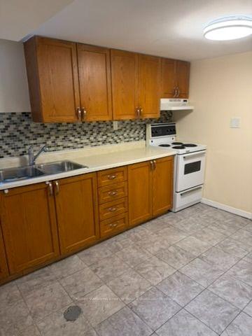 Photo 3 of 713 Yeremi Street, Pickering, West Shore — HOMEH