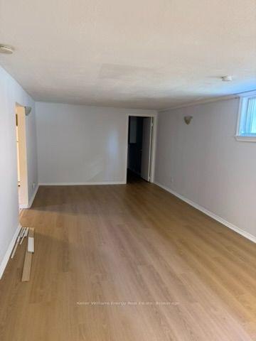 Photo 5 of 713 Yeremi Street, Pickering, West Shore — HOMEH