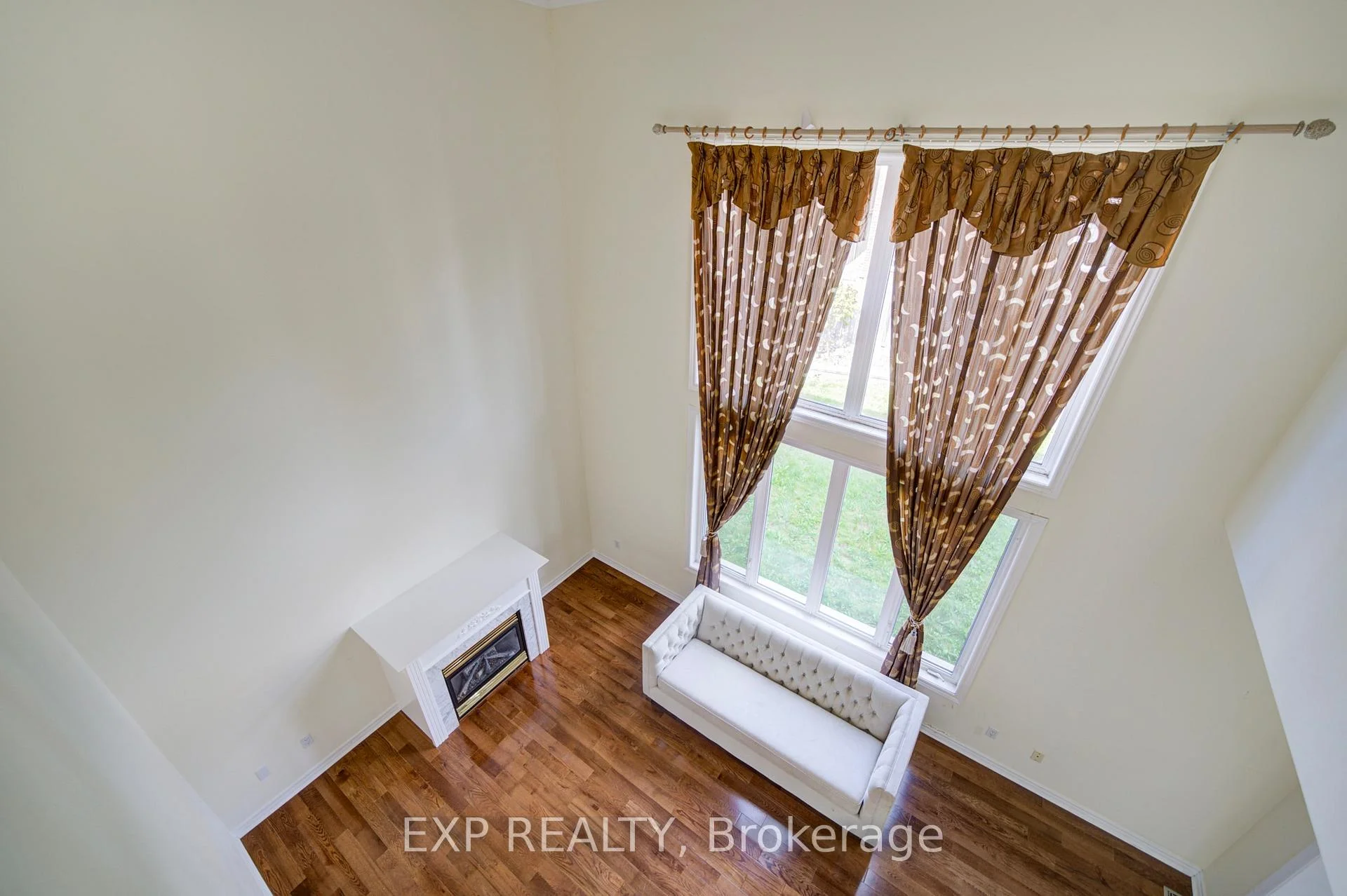 Photo 35 of 17 Country Ridge Drive, Markham, Wismer — HOMEH
