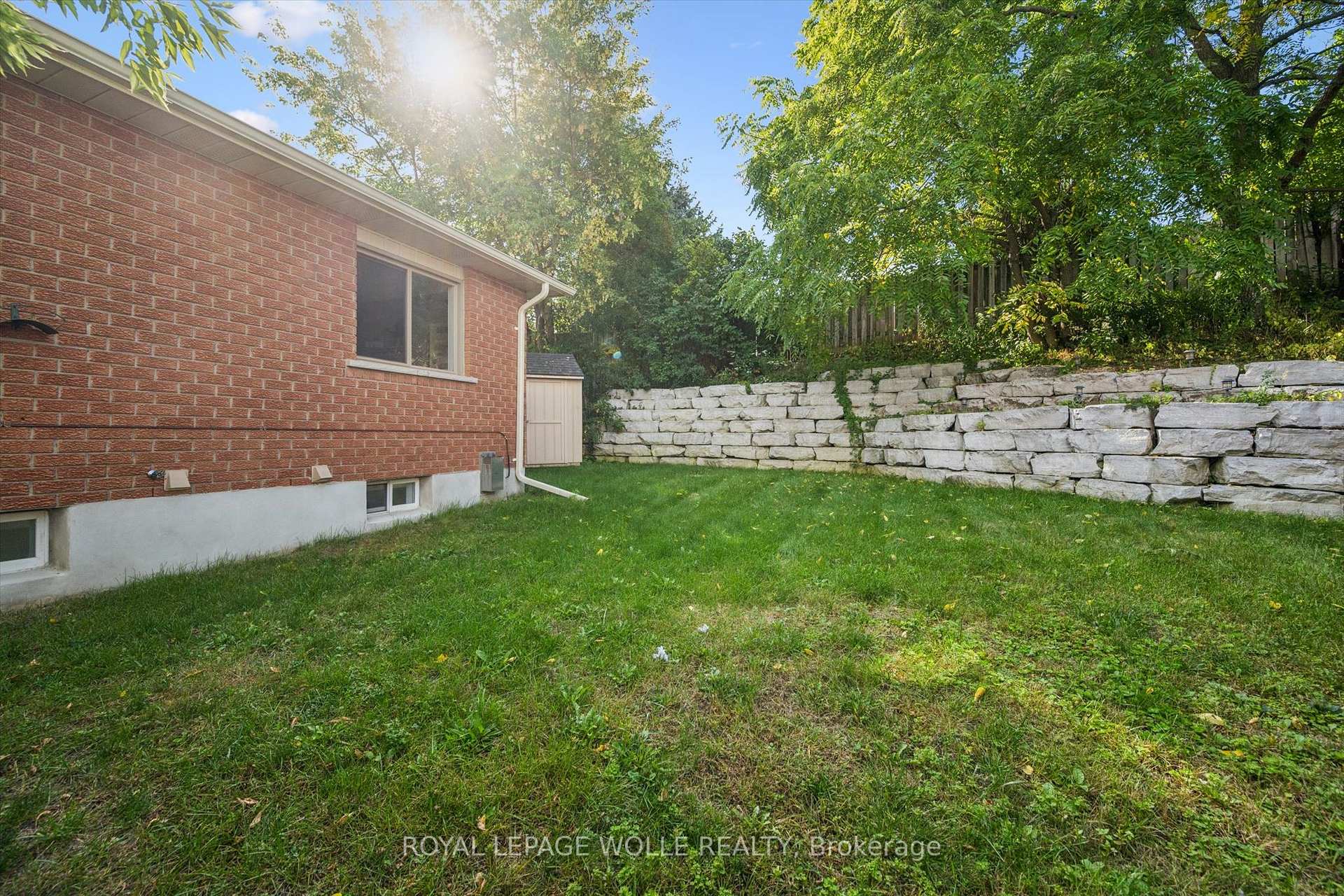 Photo 25 of 78 Old Huron Court, Kitchener, Brigadoon — HOMEH