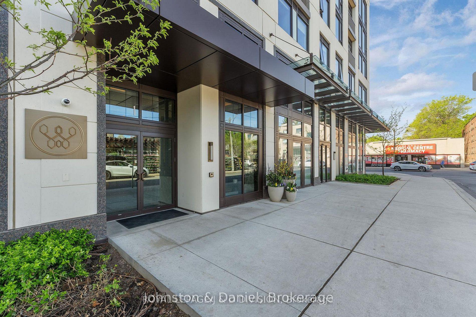 Photo 4 of Unit 710, 1 Strathgowan Avenue, Toronto, Lawrence Park South — HOMEH