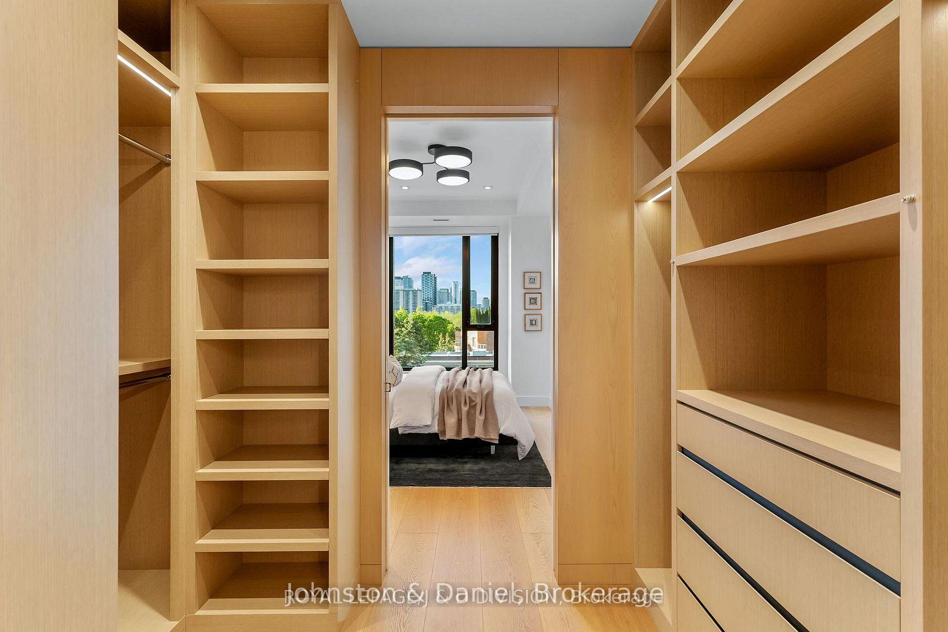 Photo 15 of Unit 710, 1 Strathgowan Avenue, Toronto, Lawrence Park South — HOMEH