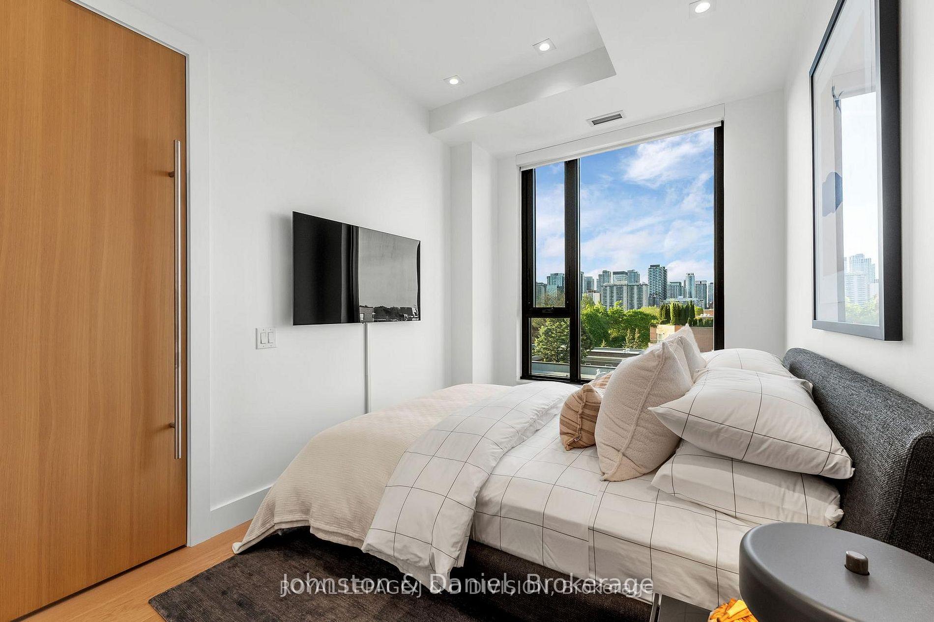 Photo 21 of Unit 710, 1 Strathgowan Avenue, Toronto, Lawrence Park South — HOMEH