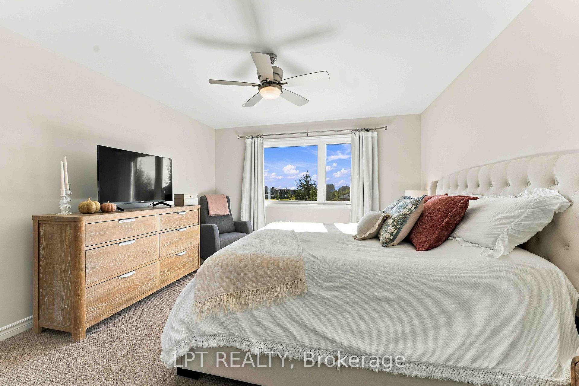 Photo 18 of 610 Cope Drive, Ottawa, Kanata - Emerald Meadows/Trailwest — HOMEH