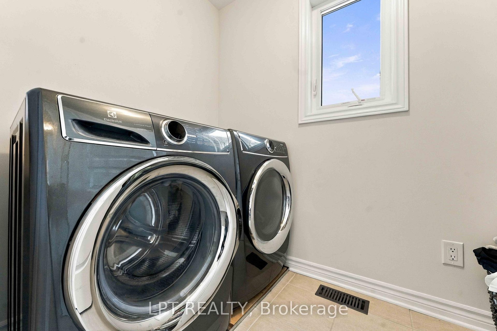 Photo 26 of 610 Cope Drive, Ottawa, Kanata - Emerald Meadows/Trailwest — HOMEH