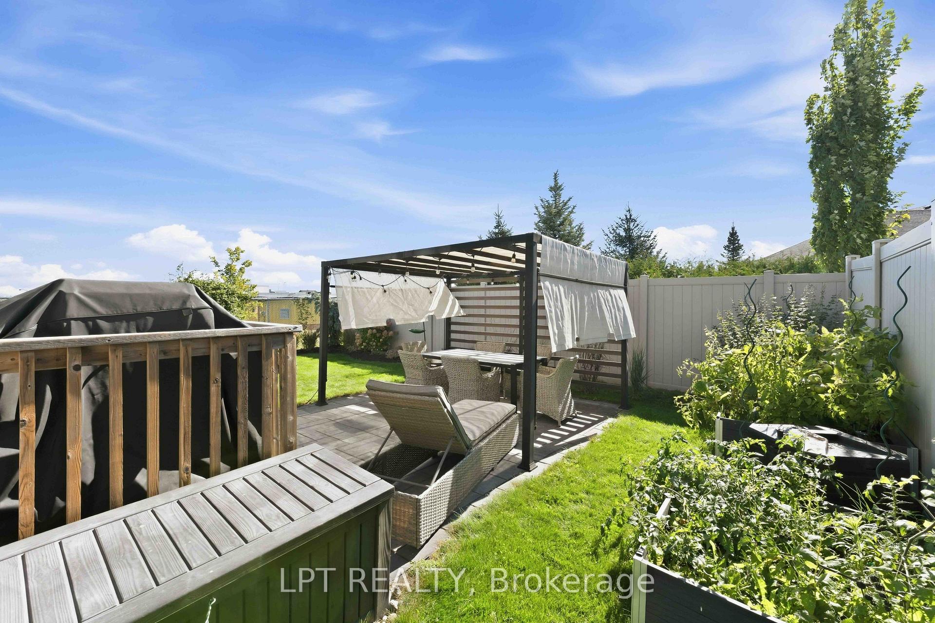 Photo 29 of 610 Cope Drive, Ottawa, Kanata - Emerald Meadows/Trailwest — HOMEH