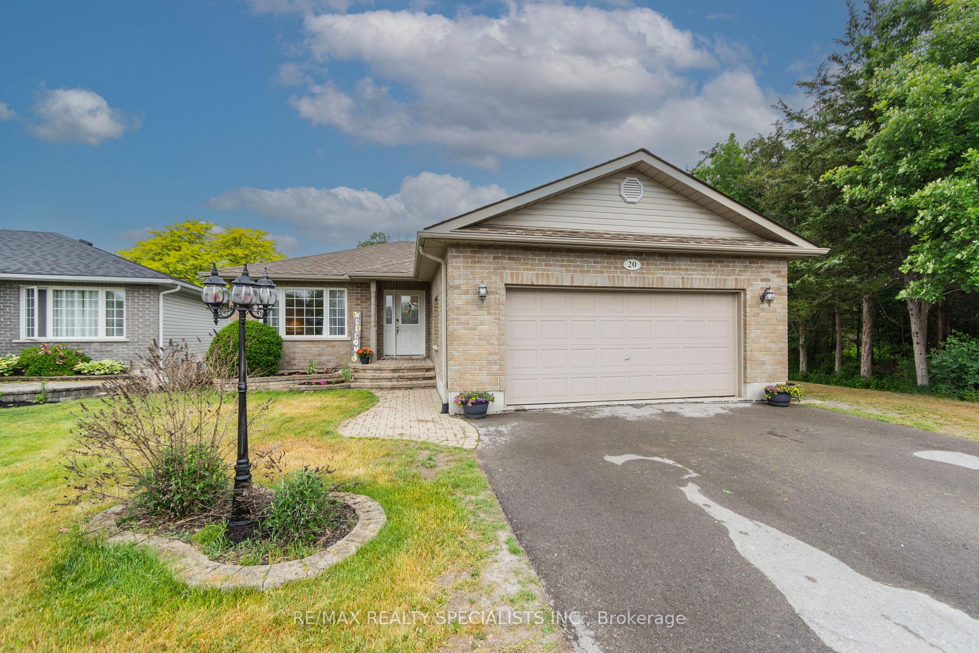 Photo 1 of 20 Stonegate Crescent, Quinte West, Frankford Ward — HOMEH