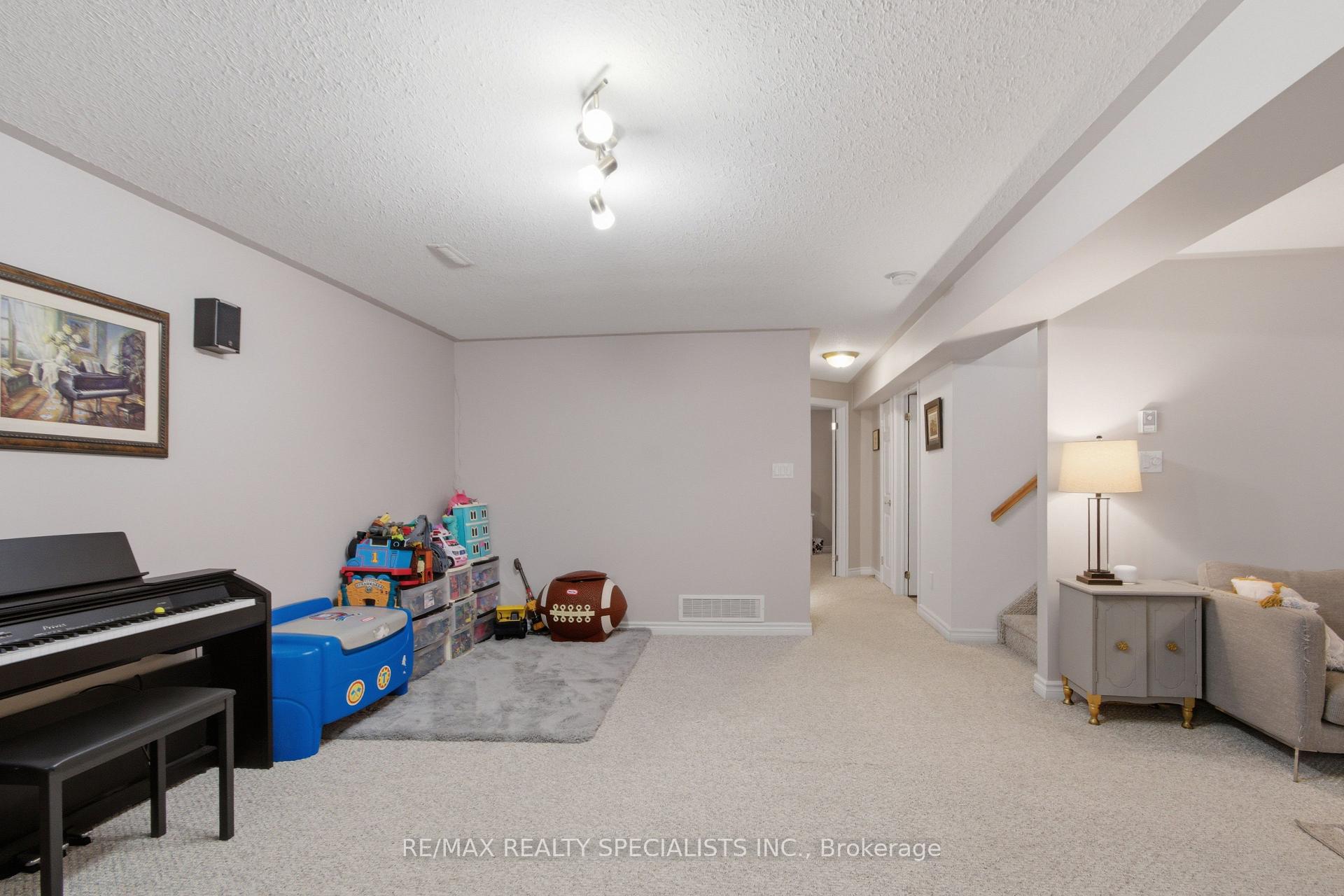 Photo 28 of 20 Stonegate Crescent, Quinte West, Frankford Ward — HOMEH