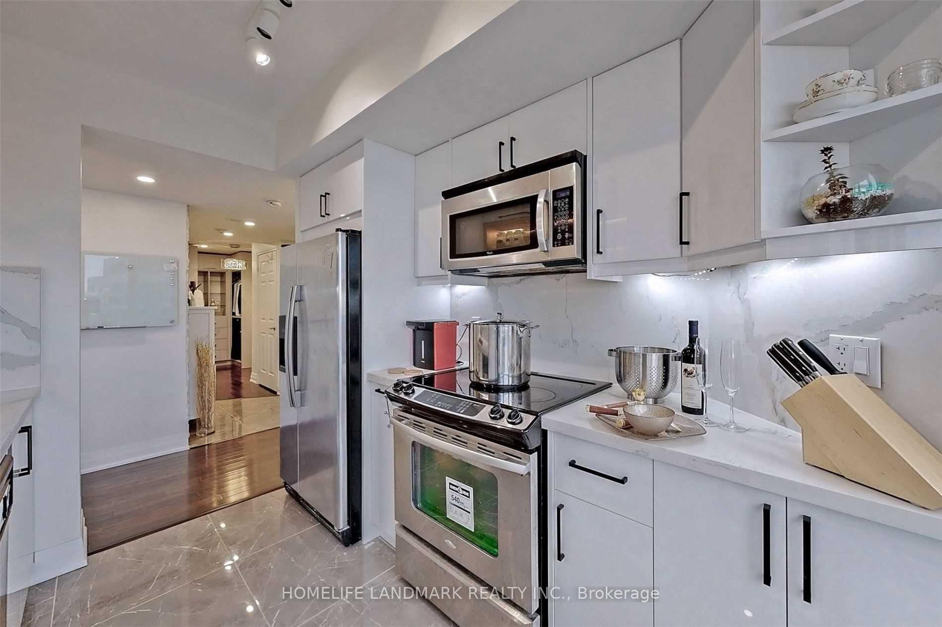 Photo 11 of Unit 2605, 18 Holmes Avenue, North York, Willowdale East — HOMEH