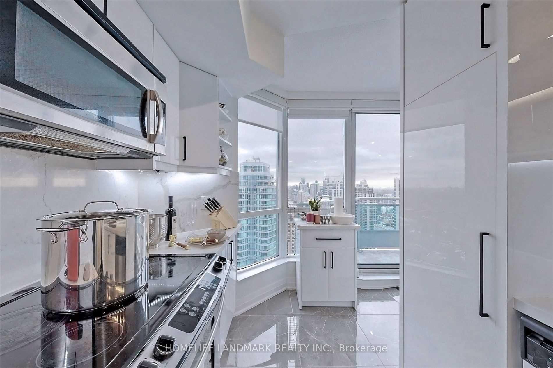 Photo 12 of Unit 2605, 18 Holmes Avenue, North York, Willowdale East — HOMEH