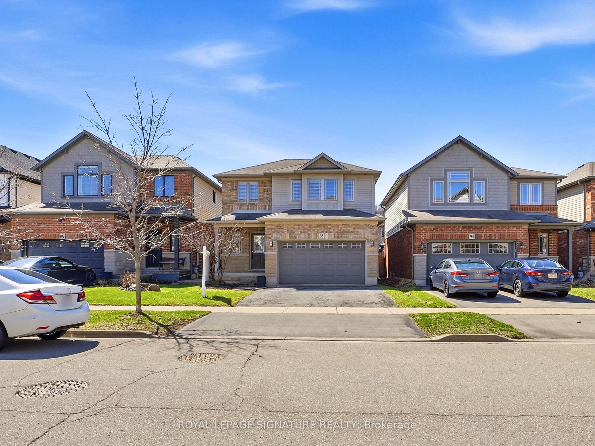 Photo 2 of 98 Willow Lane, Grimsby, Grimsby West — HOMEH
