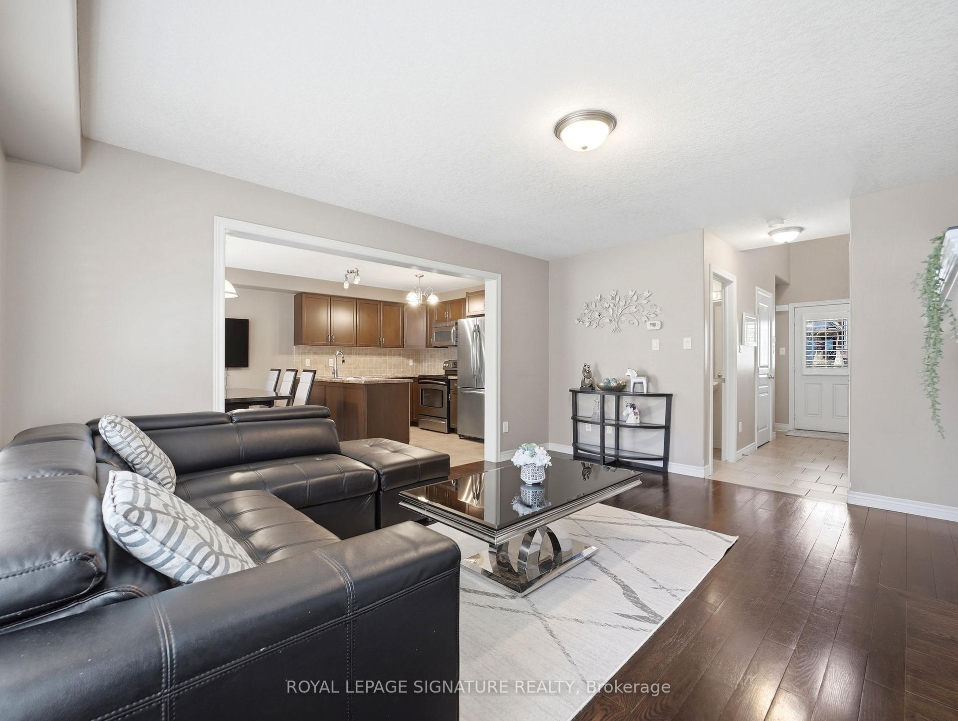 Photo 7 of 98 Willow Lane, Grimsby, Grimsby West — HOMEH
