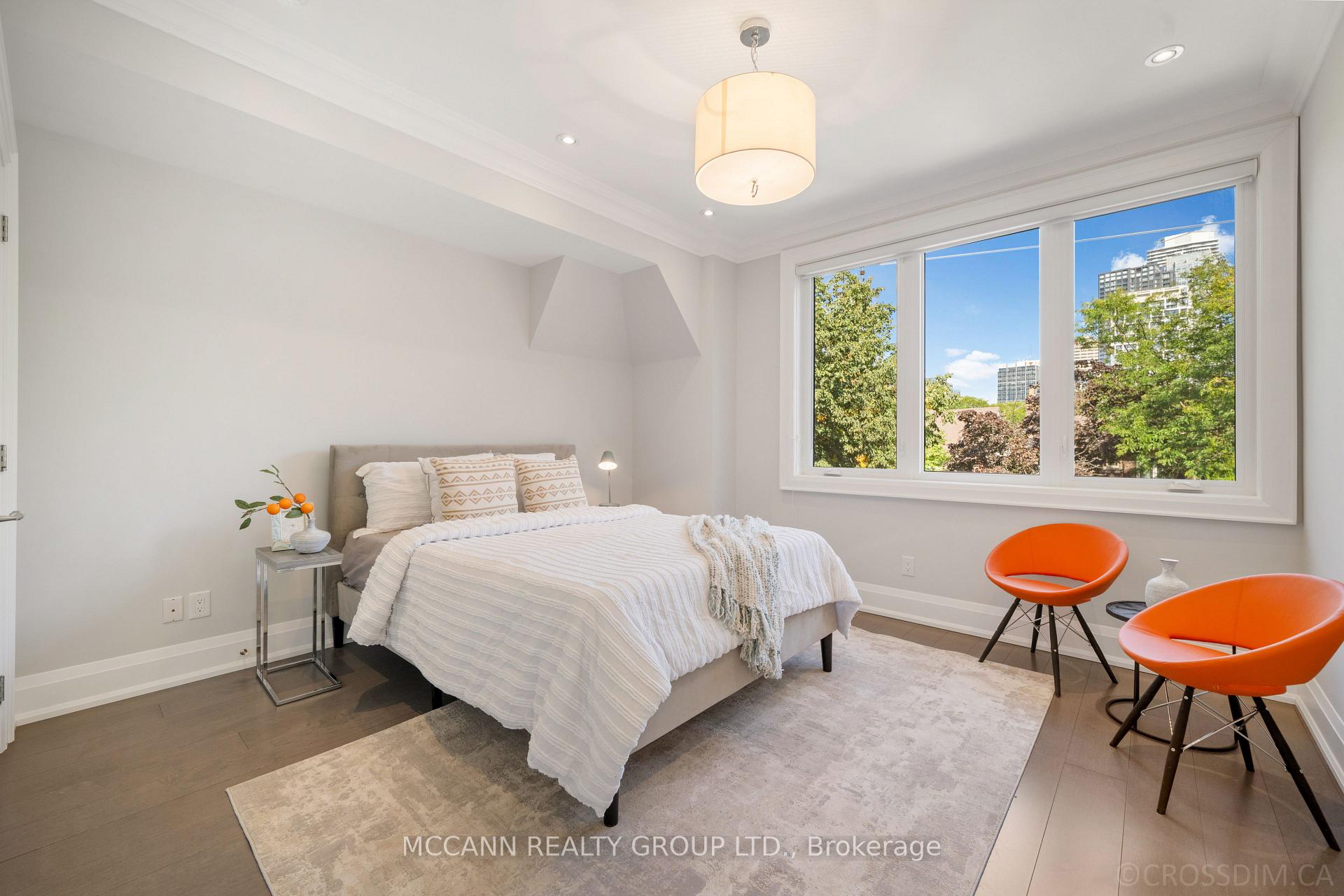 Photo 24 of 15 Belsize Drive, Toronto, Mount Pleasant West — HOMEH