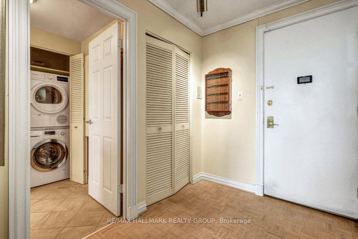 Photo 6 of Unit 1804, 505 St Laurent Boulevard, Ottawa, Viscount Alexander Park — HOMEH
