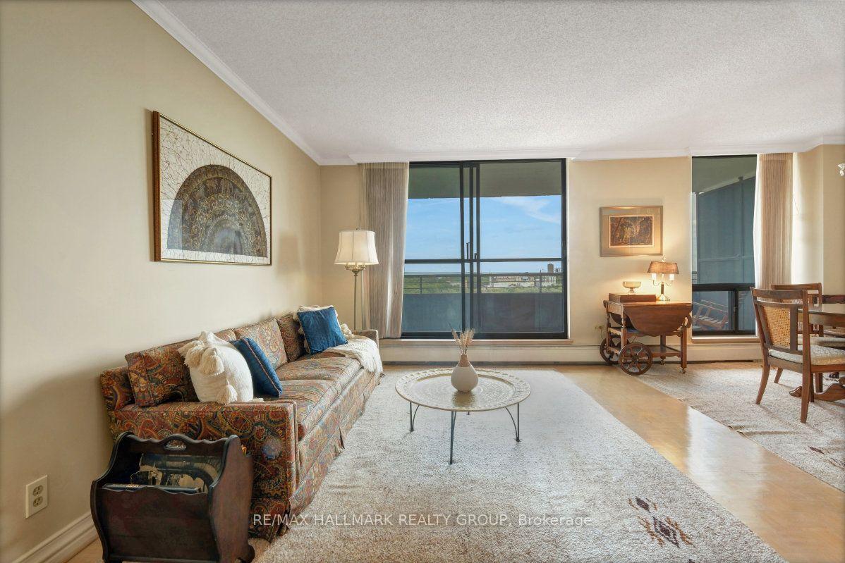 Photo 8 of Unit 1804, 505 St Laurent Boulevard, Ottawa, Viscount Alexander Park — HOMEH