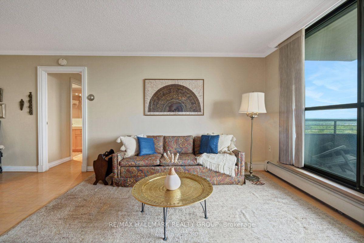 Photo 12 of Unit 1804, 505 St Laurent Boulevard, Ottawa, Viscount Alexander Park — HOMEH