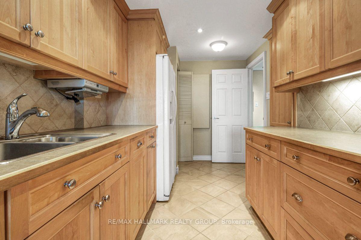 Photo 21 of Unit 1804, 505 St Laurent Boulevard, Ottawa, Viscount Alexander Park — HOMEH
