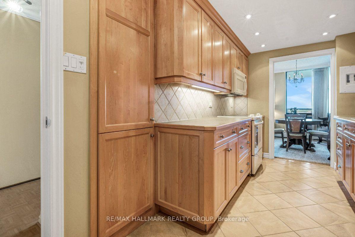 Photo 22 of Unit 1804, 505 St Laurent Boulevard, Ottawa, Viscount Alexander Park — HOMEH