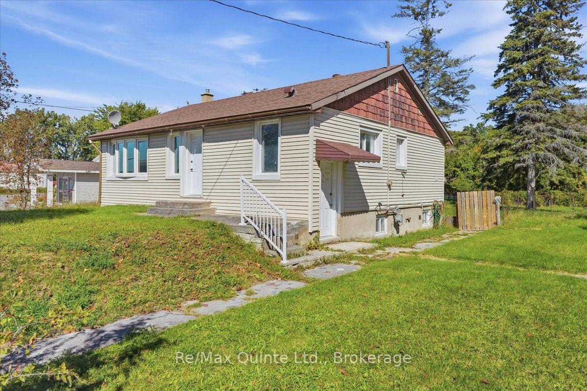 Photo 1 of 106 Whites Road, Quinte West, Sidney Ward — HOMEH