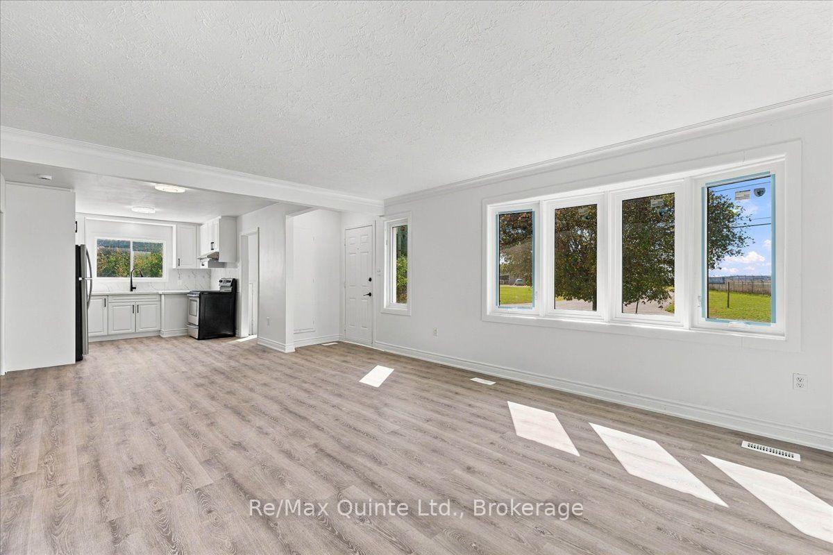 Photo 6 of 106 Whites Road, Quinte West, Sidney Ward — HOMEH