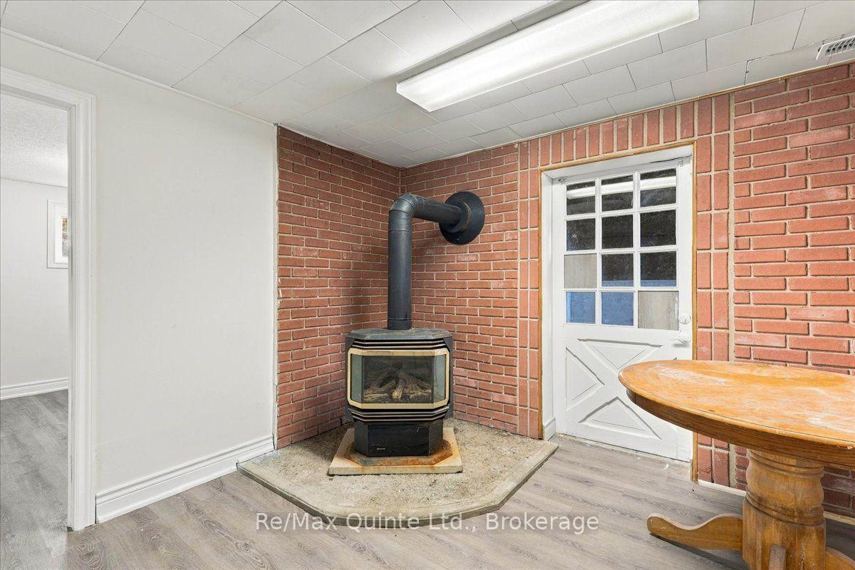 Photo 18 of 106 Whites Road, Quinte West, Sidney Ward — HOMEH