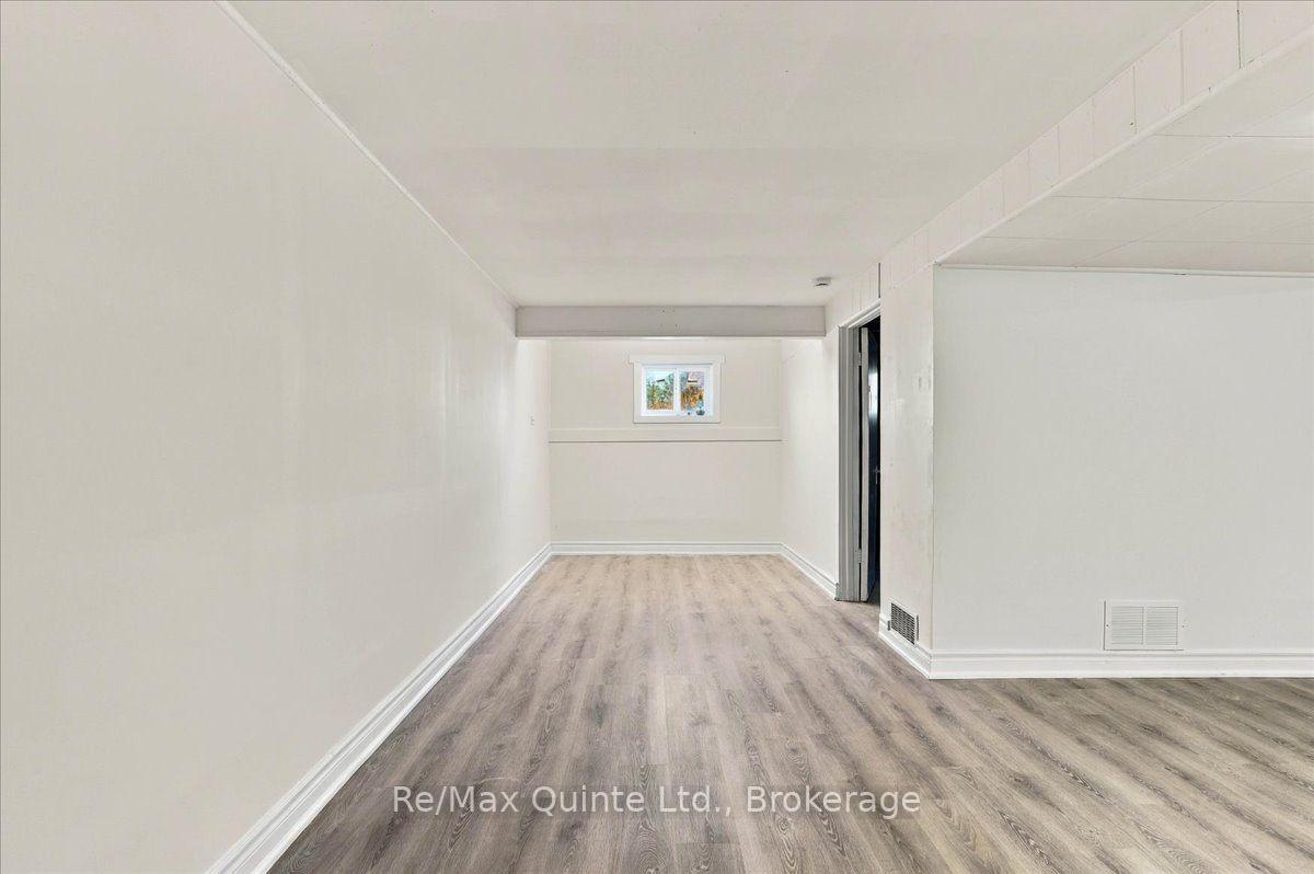 Photo 20 of 106 Whites Road, Quinte West, Sidney Ward — HOMEH