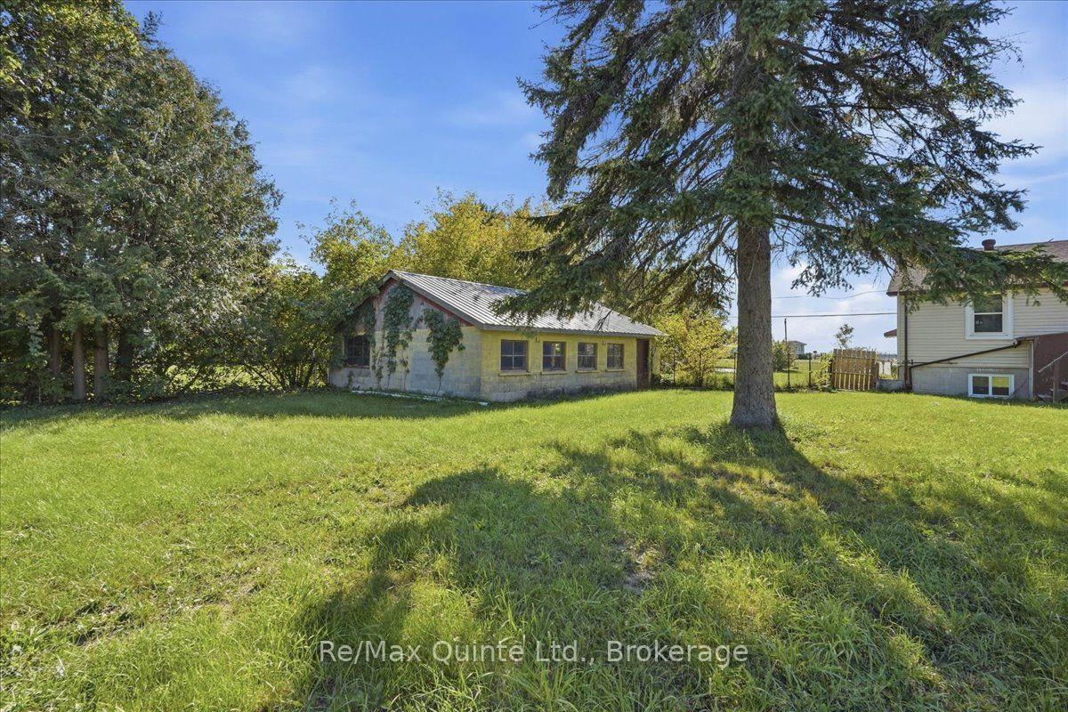 Photo 21 of 106 Whites Road, Quinte West, Sidney Ward — HOMEH