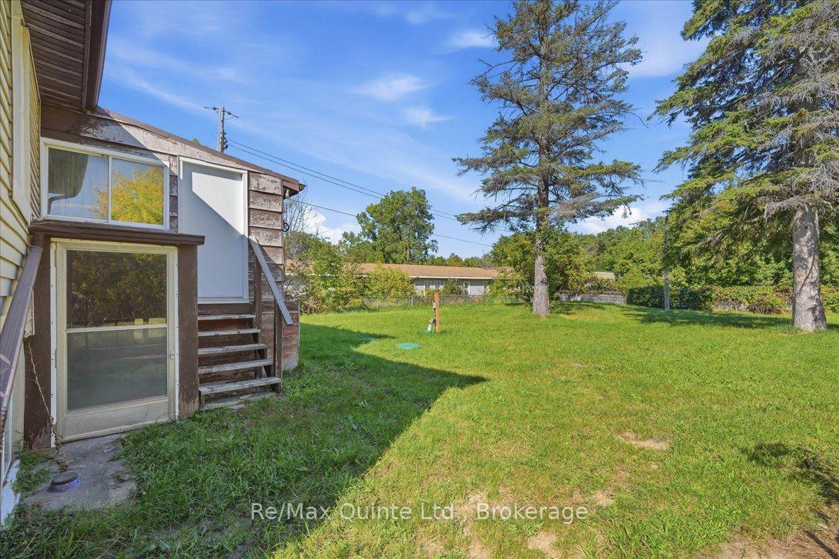 Photo 24 of 106 Whites Road, Quinte West, Sidney Ward — HOMEH