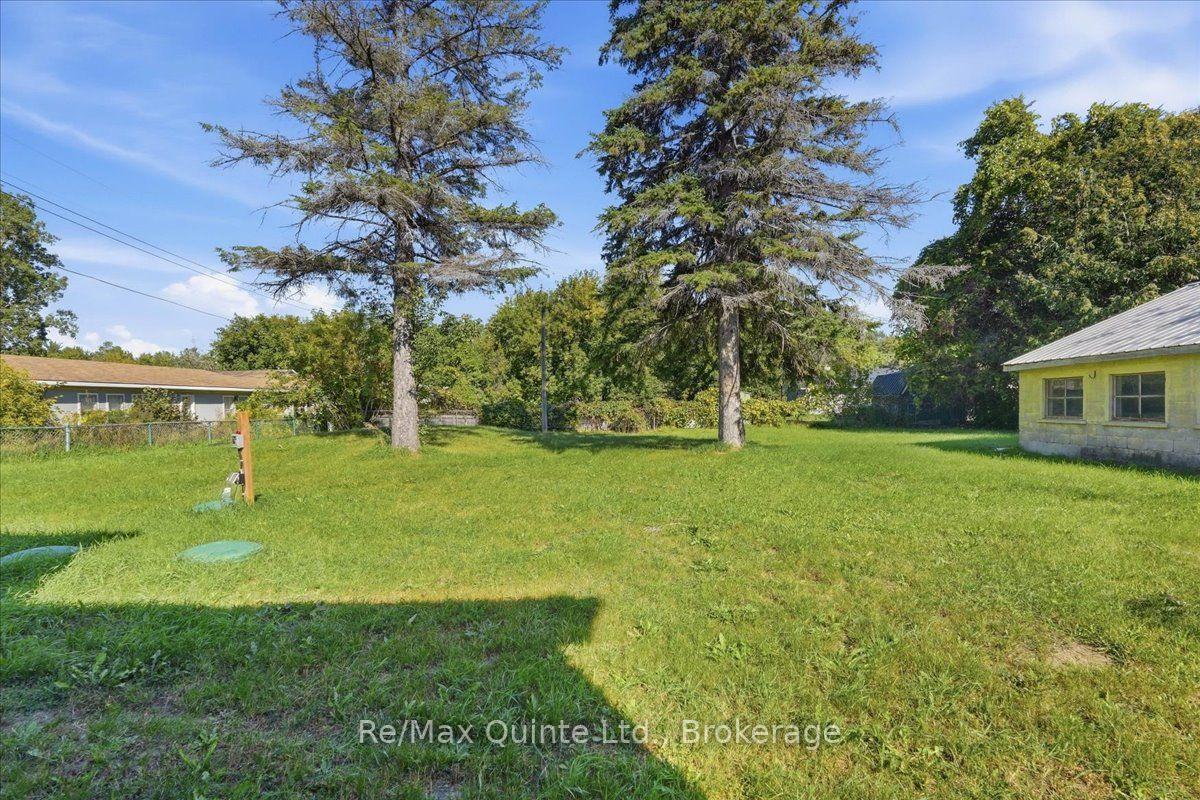 Photo 25 of 106 Whites Road, Quinte West, Sidney Ward — HOMEH