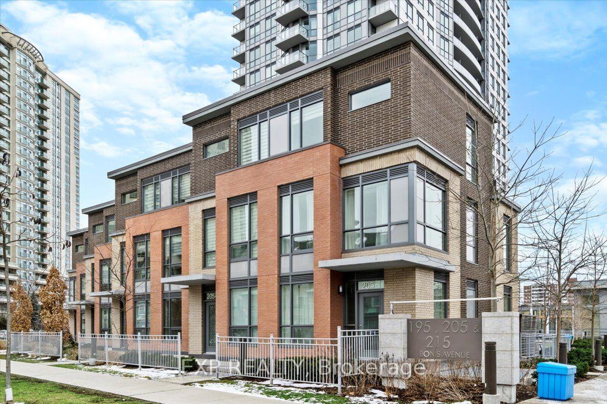 Front of Unit 5, 205 Bonis Avenue