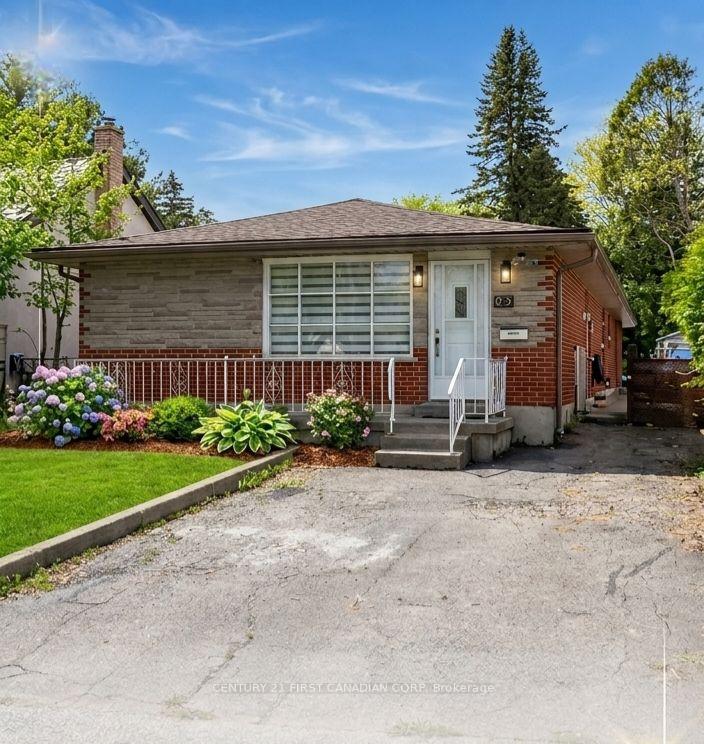 Photo of 201 Emerson Avenue