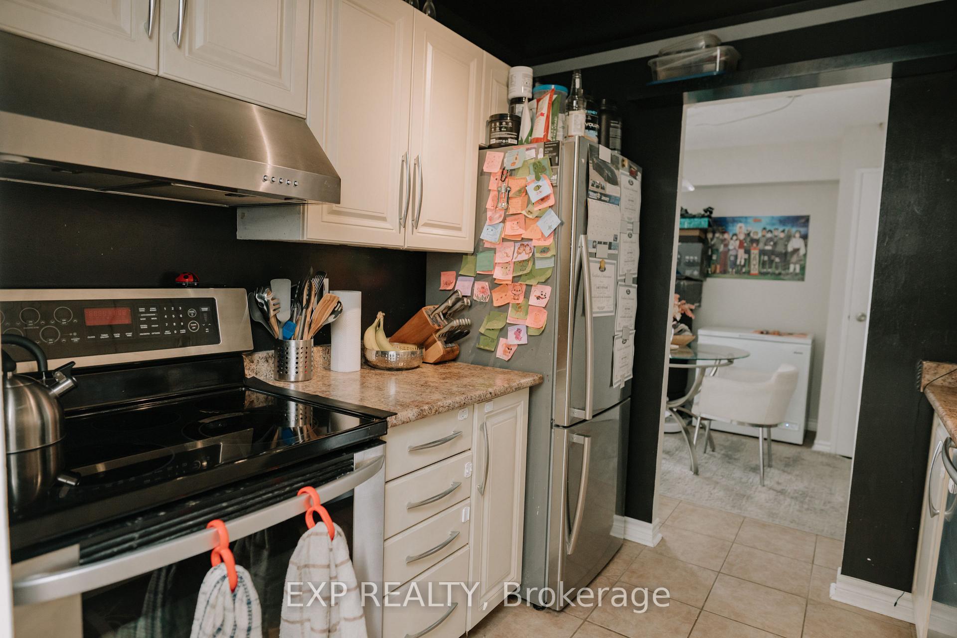 Photo 7 of Unit 1207, 858 Commissioners Road E, London, South H — HOMEH
