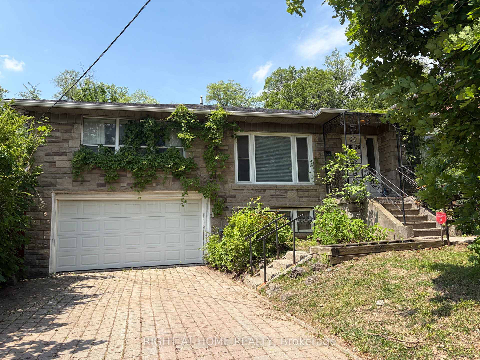Photo 1 of 36 Forest Wood, Toronto, Bedford Park-Nortown — HOMEH