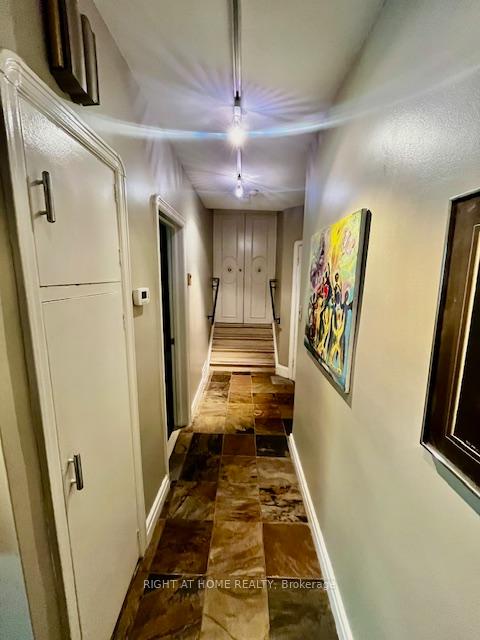 Photo 6 of 36 Forest Wood, Toronto, Bedford Park-Nortown — HOMEH
