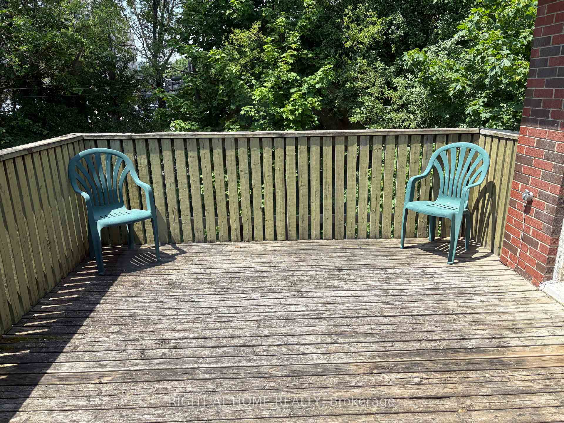 Photo 9 of 36 Forest Wood, Toronto, Bedford Park-Nortown — HOMEH