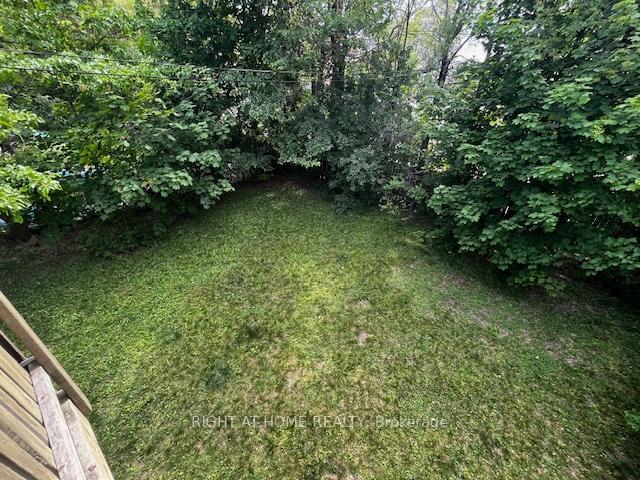 Photo 12 of 36 Forest Wood, Toronto, Bedford Park-Nortown — HOMEH