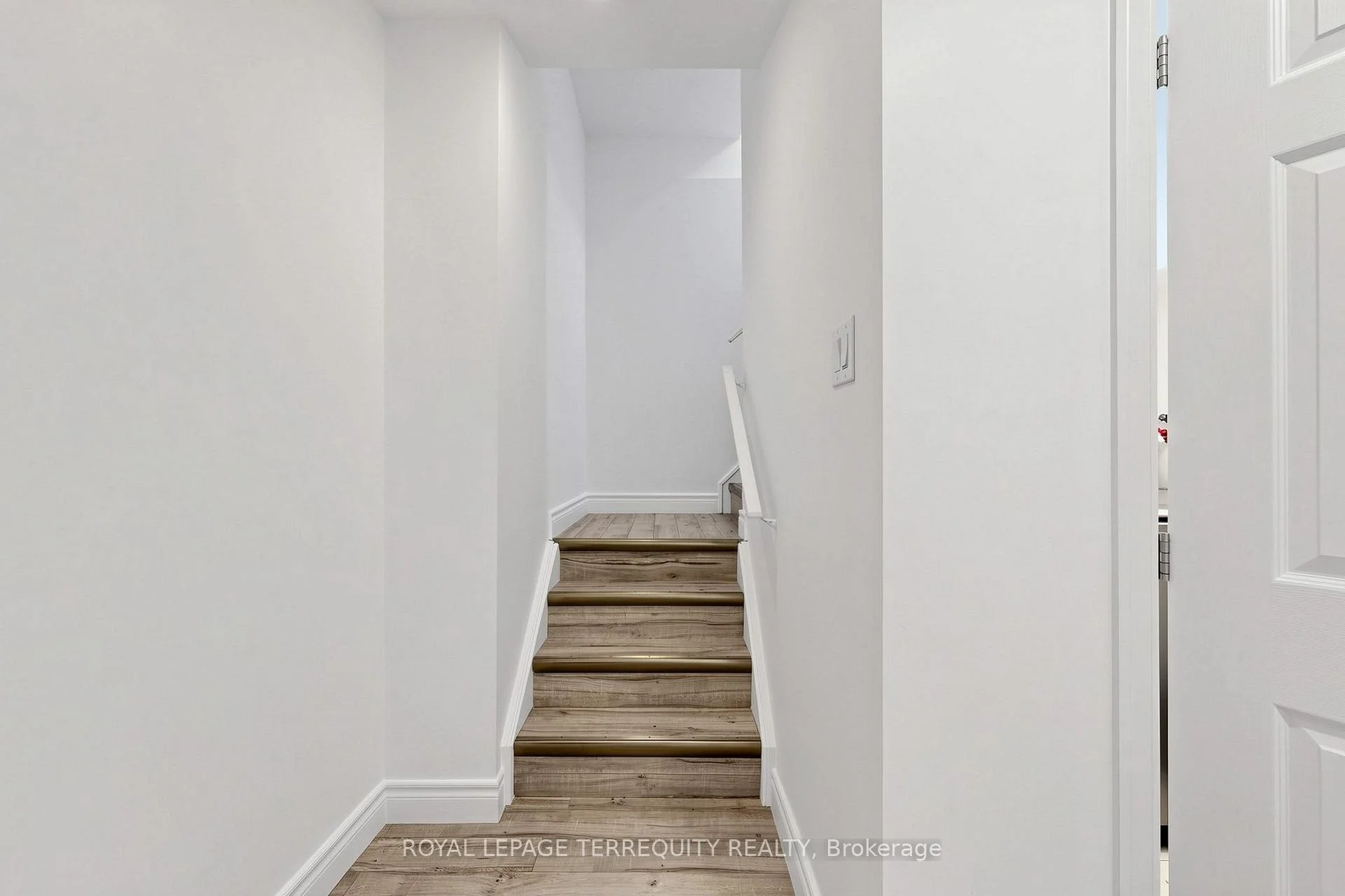 Photo 52 of 2549 Snow Knight Drive, Oshawa, Windfields — HOMEH