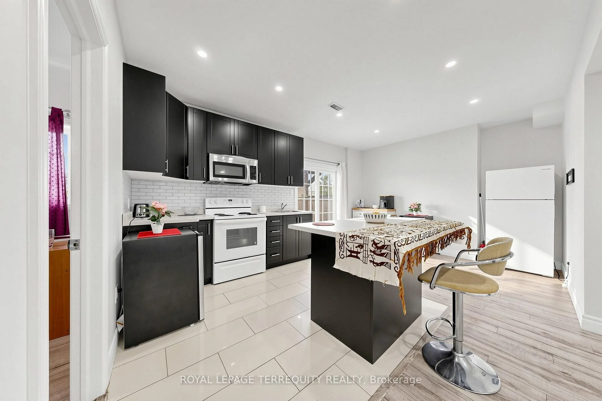 Photo 79 of 2549 Snow Knight Drive, Oshawa, Windfields — HOMEH